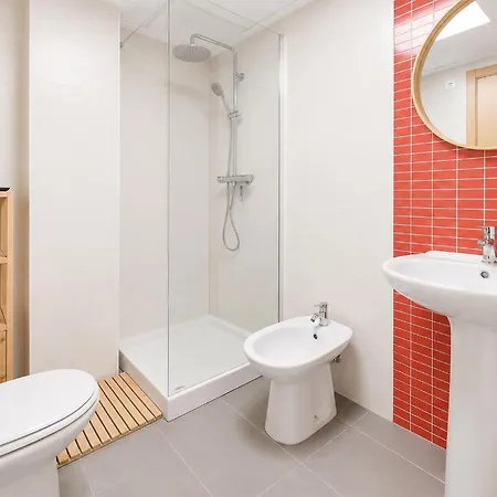 2 Bedroom Awesome In Moncofa Appartamento *